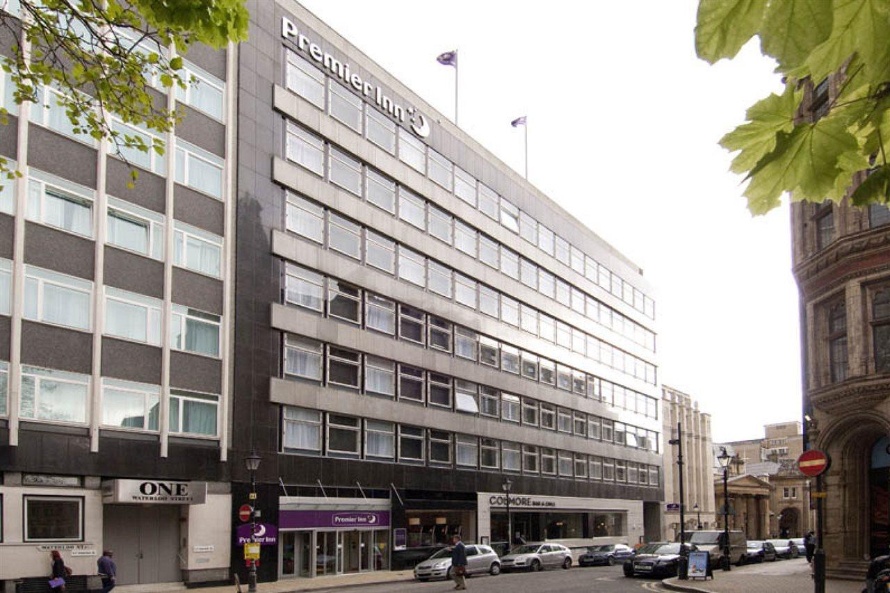 Premier Inn Birmingham City - Waterloo St ภายนอก รูปภาพ