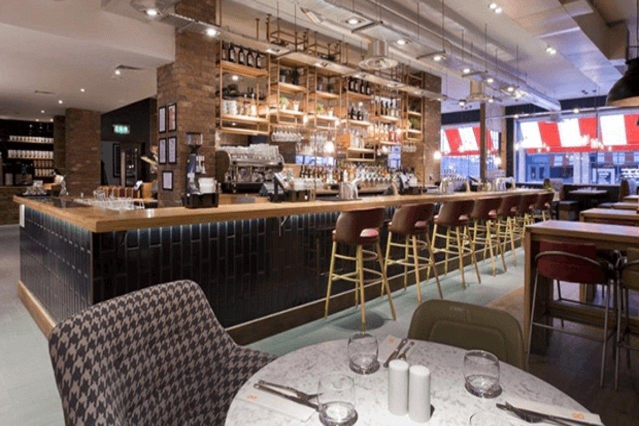 Premier Inn Birmingham City - Waterloo St ภายนอก รูปภาพ